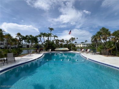 Ground Floor MOVE-IN-READY 2/2 Corner unit that shows like a on Cypress Lake Country Club in Florida - for sale on GolfHomes.com, golf home, golf lot