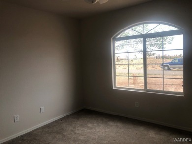 Imagine living on the Valle Vista Golf Course in the great on Valle Vista Golf Course in Arizona - for sale on GolfHomes.com, golf home, golf lot