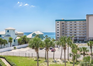 Welcome to this beautifully updated end-unit 1-bedroom condo on Lost Key Golf Club in Florida - for sale on GolfHomes.com, golf home, golf lot