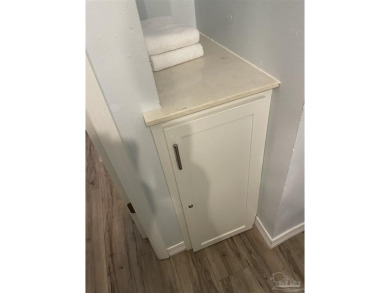 Welcome to this beautifully updated end-unit 1-bedroom condo on Lost Key Golf Club in Florida - for sale on GolfHomes.com, golf home, golf lot