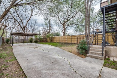Fully leased duplex in the desirable Kings Highway neighborhood on Stevens Park Golf Course in Texas - for sale on GolfHomes.com, golf home, golf lot
