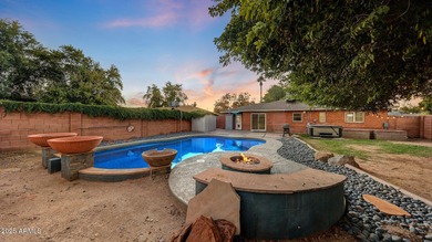 Beautifully updated 3 bed, 2 bath block home with a den on a on Palo Verde Golf Course in Arizona - for sale on GolfHomes.com, golf home, golf lot