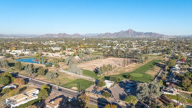 Beautifully updated 3 bed, 2 bath block home with a den on a on Palo Verde Golf Course in Arizona - for sale on GolfHomes.com, golf home, golf lot