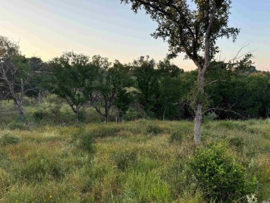 Beautiful acre lot offering panoramic views of the Texas hill on Blue Lake Golf Club in Texas - for sale on GolfHomes.com, golf home, golf lot