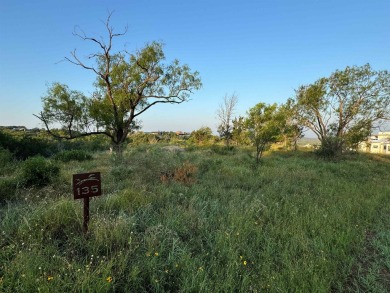 Beautiful acre lot offering panoramic views of the Texas hill on Blue Lake Golf Club in Texas - for sale on GolfHomes.com, golf home, golf lot