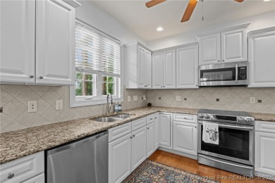 Beautiful 3 bedroom, 2.5 bathroom plus loft townhouse located in on Anderson Creek Golf Club in North Carolina - for sale on GolfHomes.com, golf home, golf lot