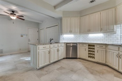 MUST SEE condo located in the desirable gated community of on Las Colinas Country Club in Texas - for sale on GolfHomes.com, golf home, golf lot