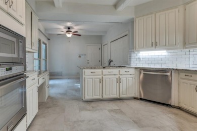 MUST SEE condo located in the desirable gated community of on Las Colinas Country Club in Texas - for sale on GolfHomes.com, golf home, golf lot