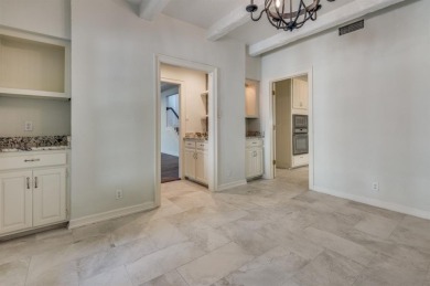 MUST SEE condo located in the desirable gated community of on Las Colinas Country Club in Texas - for sale on GolfHomes.com, golf home, golf lot