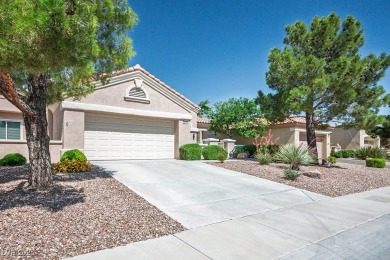 This highly sought-after 1,319 sq. ft. Lancelot model town home on Highland Falls Golf Club in Nevada - for sale on GolfHomes.com, golf home, golf lot