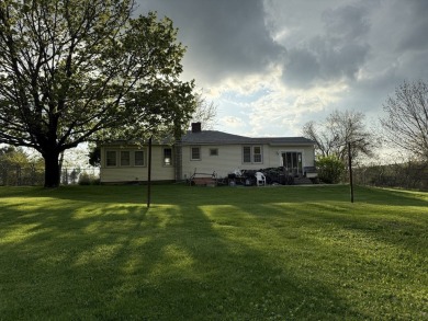 Looking for a Homestead in Charlton? This Ranch style home is on Heritage Country Club in Massachusetts - for sale on GolfHomes.com, golf home, golf lot
