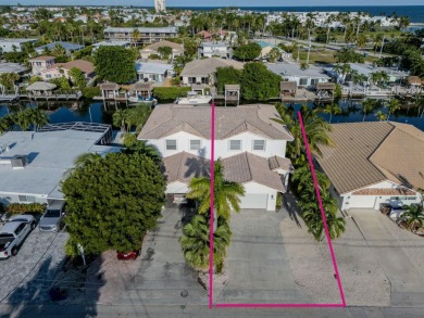 Established vacation rental in sought-after Key Colony Beach! on Key Colony Beach Golf Course in Florida - for sale on GolfHomes.com, golf home, golf lot
