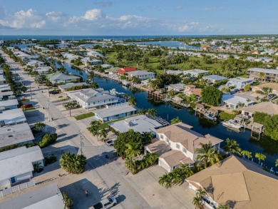 Established vacation rental in sought-after Key Colony Beach! on Key Colony Beach Golf Course in Florida - for sale on GolfHomes.com, golf home, golf lot