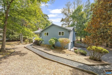 Welcome to this charming 3/2 home tucked away on a quiet on Lake Monticello Golf Course in Virginia - for sale on GolfHomes.com, golf home, golf lot