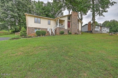 Welcome to this spacious 3-bedroom, 3-bath home, perfect for on Country Club of Bristol in Tennessee - for sale on GolfHomes.com, golf home, golf lot