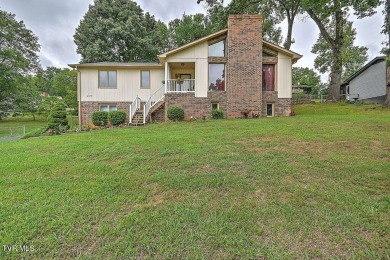 Welcome to this spacious 3-bedroom, 3-bath home, perfect for on Country Club of Bristol in Tennessee - for sale on GolfHomes.com, golf home, golf lot