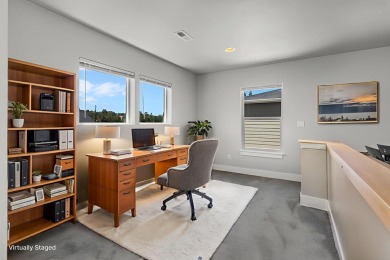 Live the Central Oregon lifestyle in this beautiful condo on The Greens at Redmond in Oregon - for sale on GolfHomes.com, golf home, golf lot