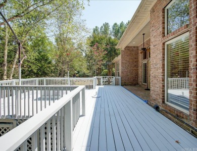 Custom Craftsman-style home with an open floor plan, cathedral on Granada Golf Course in Arkansas - for sale on GolfHomes.com, golf home, golf lot