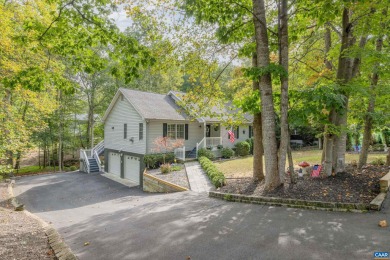 New On The Market!  This beautiful well maintained home in Lake on Lake Monticello Golf Course in Virginia - for sale on GolfHomes.com, golf home, golf lot