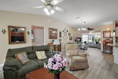 Welcome to this Designer home in The Villages! NO BOND, ROOF on The Links of Spruce Creek in Florida - for sale on GolfHomes.com, golf home, golf lot