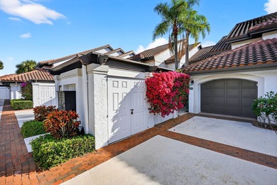 Highly desirable 1st floor unit with no steps to navigate on Jonathans Landing Golf Club in Florida - for sale on GolfHomes.com, golf home, golf lot