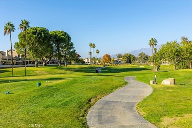 Charming Golf Course Condo in Sun Lakes Country Club - 55+ on Sun Lakes Country Club in California - for sale on GolfHomes.com, golf home, golf lot
