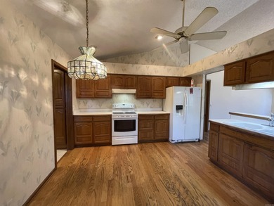 Location! Just minutes to Balboa and Coronado golf courses. This on Balboa Golf Course in Arkansas - for sale on GolfHomes.com, golf home, golf lot