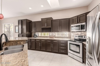 This 2-bedroom, den, 2 bath home is located in the beautiful on Anthem Golf and Country Club  in Arizona - for sale on GolfHomes.com, golf home, golf lot