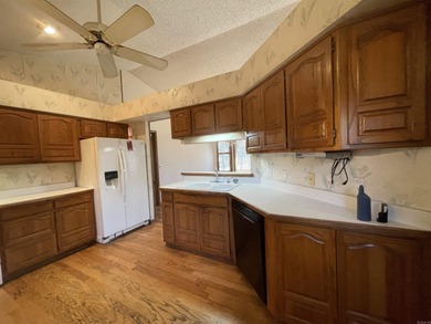 Location! Just minutes to Balboa and Coronado golf courses. This on Balboa Golf Course in Arkansas - for sale on GolfHomes.com, golf home, golf lot