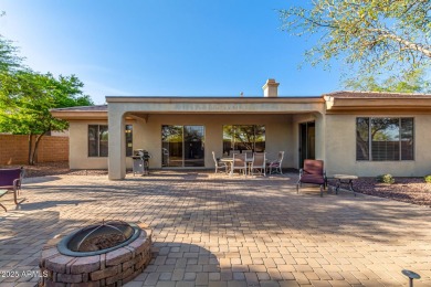 This 2-bedroom, den, 2 bath home is located in the beautiful on Anthem Golf and Country Club  in Arizona - for sale on GolfHomes.com, golf home, golf lot