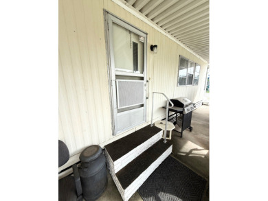 DONT MISS OUT ON THIS VERY CLEAN & WELL-MAINTAINED home is on Lone Palm Golf Club in Florida - for sale on GolfHomes.com, golf home, golf lot