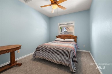 Gorgeous well maintained single level home with Beautiful 8' on Lakeview Golf Club in Idaho - for sale on GolfHomes.com, golf home, golf lot