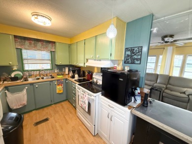 DONT MISS OUT ON THIS VERY CLEAN & WELL-MAINTAINED home is on Lone Palm Golf Club in Florida - for sale on GolfHomes.com, golf home, golf lot