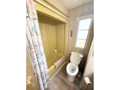 DONT MISS OUT ON THIS VERY CLEAN & WELL-MAINTAINED home is on Lone Palm Golf Club in Florida - for sale on GolfHomes.com, golf home, golf lot