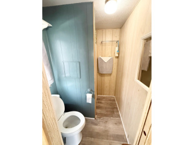DONT MISS OUT ON THIS VERY CLEAN & WELL-MAINTAINED home is on Lone Palm Golf Club in Florida - for sale on GolfHomes.com, golf home, golf lot