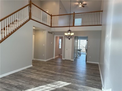 Bright and Spacious Townhome, recently updated with fresh paint on Hickory Heights Golf Club in Pennsylvania - for sale on GolfHomes.com, golf home, golf lot