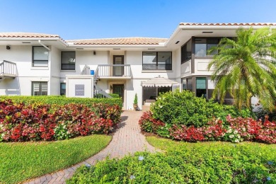 Beautifully renovated 3-bedroom, 2-bath first-floor residence on Quail Ridge Golf Course and Country Club in Florida - for sale on GolfHomes.com, golf home, golf lot