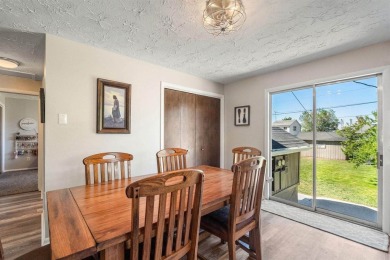 Don't miss this great investment opportunity! Duplex with lots on American Falls Golf Course in Idaho - for sale on GolfHomes.com, golf home, golf lot