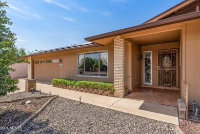 Welcome to your ideal retirement home in Sun City West! This on Deer Valley Golf Course in Arizona - for sale on GolfHomes.com, golf home, golf lot