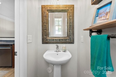 Charming Move-In Ready Townhome! This delightful townhome is on Westport Golf Club in North Carolina - for sale on GolfHomes.com, golf home, golf lot