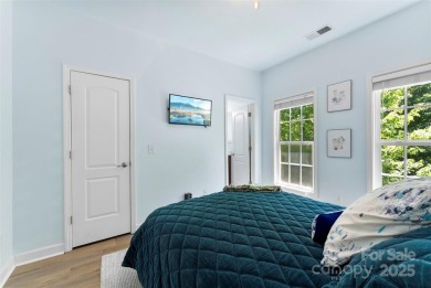 Charming Move-In Ready Townhome! This delightful townhome is on Westport Golf Club in North Carolina - for sale on GolfHomes.com, golf home, golf lot