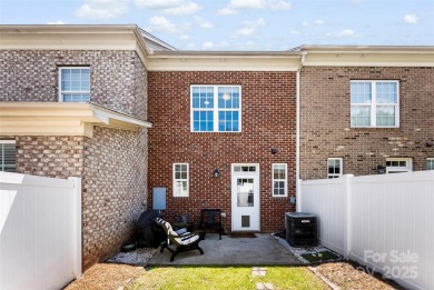 Charming Move-In Ready Townhome! This delightful townhome is on Westport Golf Club in North Carolina - for sale on GolfHomes.com, golf home, golf lot