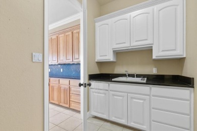 This beautiful townhome is in the best location in Granbury on Harbor Lakes Golf Club in Texas - for sale on GolfHomes.com, golf home, golf lot