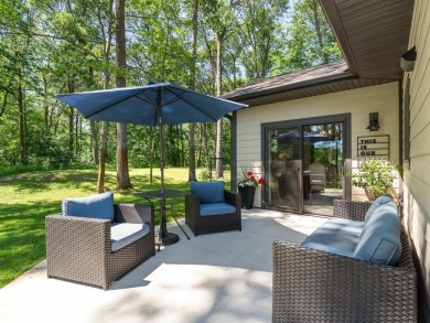 Gorgeous one level home in a prime location, East Gull Lake on Maddens on Gull Lake - The Classic at Maddens in Minnesota - for sale on GolfHomes.com, golf home, golf lot