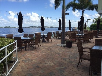 WAY BELOW MARKET VALUE! ANOTHER PRICE IMPROVEMENT  3/2 is being on The Landings Yacht, Golf and Tennis Club in Florida - for sale on GolfHomes.com, golf home, golf lot