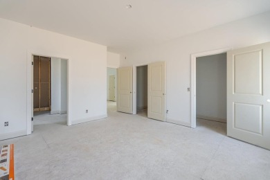 **New Construction - Pick Your Finishes** Get ready to be amazed on Shenvalee Golf Club in Virginia - for sale on GolfHomes.com, golf home, golf lot