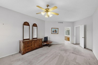 Lovely single story 2 Bedroom 1.75 Bath home in gated Tanoan on Tanoan Country Club in New Mexico - for sale on GolfHomes.com, golf home, golf lot