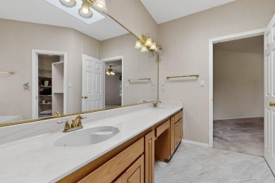 Lovely single story 2 Bedroom 1.75 Bath home in gated Tanoan on Tanoan Country Club in New Mexico - for sale on GolfHomes.com, golf home, golf lot