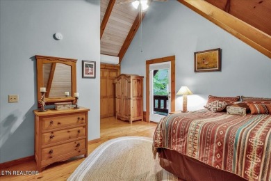 A stunning Log Home in Tellico Village! Discover the perfect on Toqua Golf Course - Loudon County in Tennessee - for sale on GolfHomes.com, golf home, golf lot