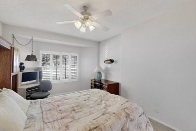 Lovely single story 2 Bedroom 1.75 Bath home in gated Tanoan on Tanoan Country Club in New Mexico - for sale on GolfHomes.com, golf home, golf lot